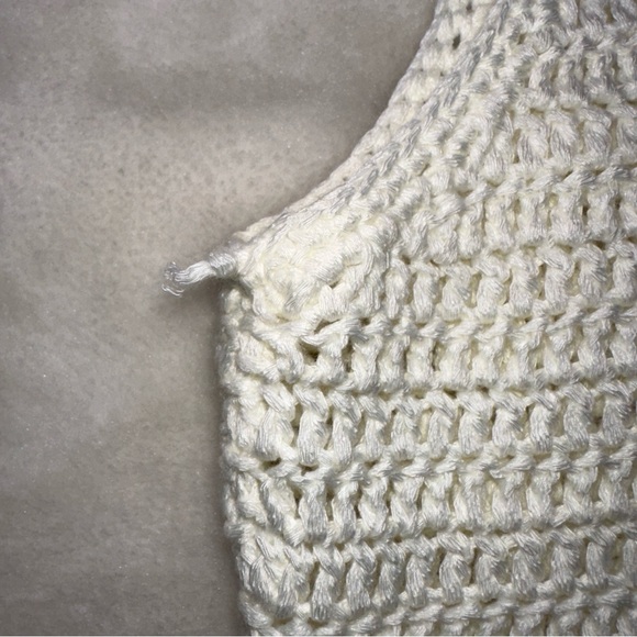 12th Tribe Bogota White Crochet Open Knit Cropped Tank Size Small - Picture 10 of 10